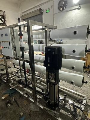 Giá tốt. 150PSI-300PSI áp suất Hệ thống RO nước muối với tỷ lệ phục hồi 75% trực tuyến