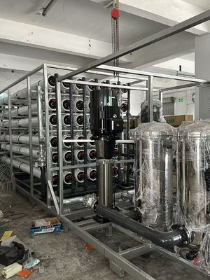 Giá tốt. 500-10000 Ppm Nước ăn Nước muối Nước muối Hệ thống thẩm thấu ngược trực tuyến