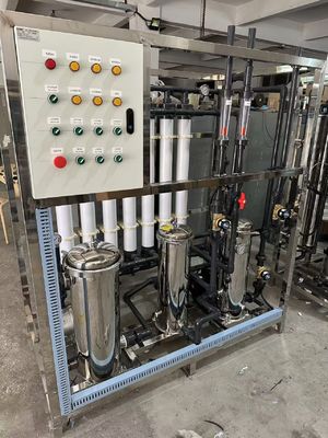 Giá tốt. Hệ thống siêu lọc bền với công nghệ siêu lọc và bảng điều khiển thép không gỉ 240kg điện áp tùy chỉnh trực tuyến