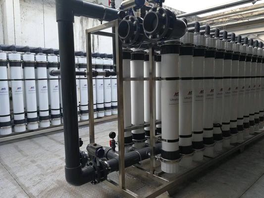 Giá tốt. 99% Tỷ lệ loại bỏ sự mờ nhạt Hệ thống lọc siêu với 100m3/giờ Công suất và xử lý trước UF Quá trình xử lý trực tuyến